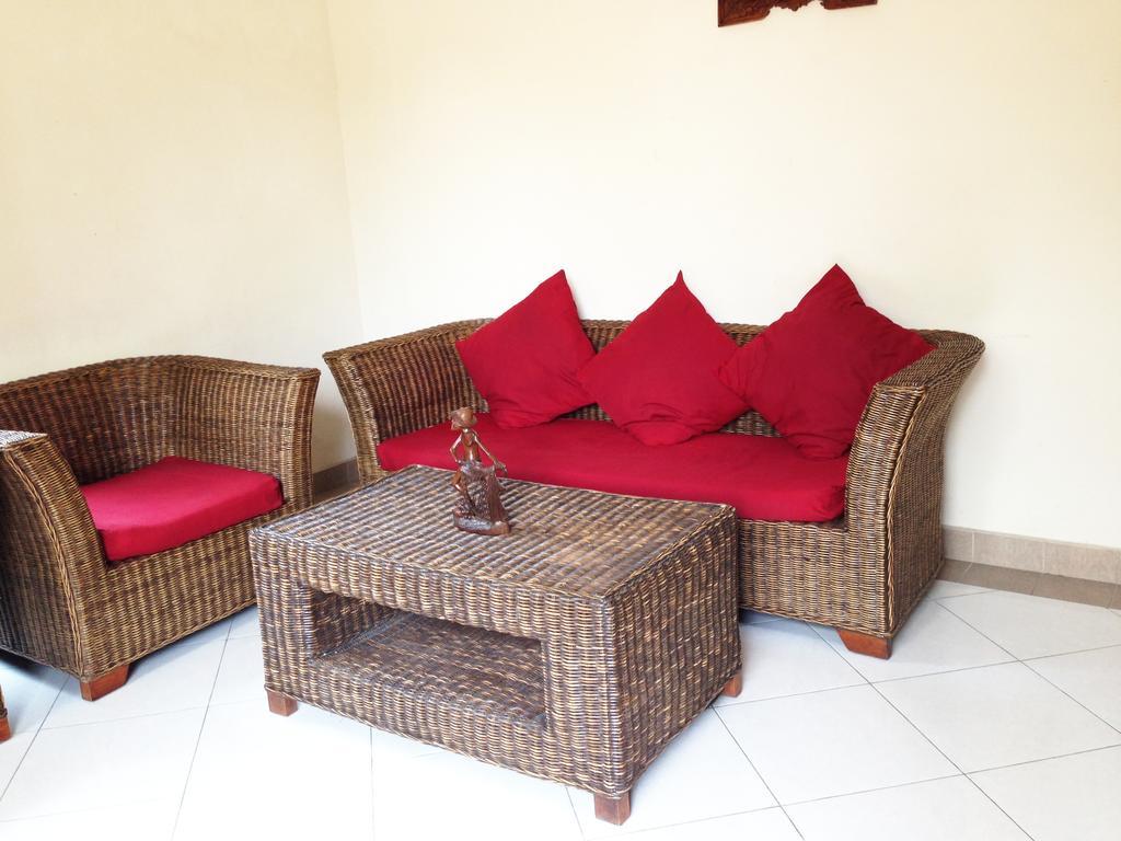 Ganggas Homestay Jimbaran Exterior foto