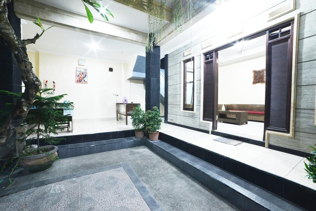 Ganggas Homestay Jimbaran Exterior foto